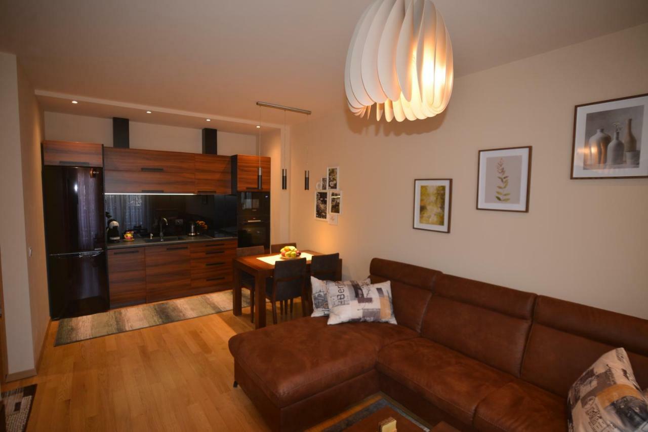 Apartment Raj *
